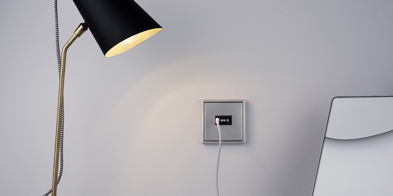 Ladegerät USB PD 60 bei Elektro Fertl in Steinkirchen