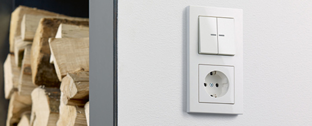 JUNG KNX Taster F 10 bei Johann Fertl in Steinkirchen
